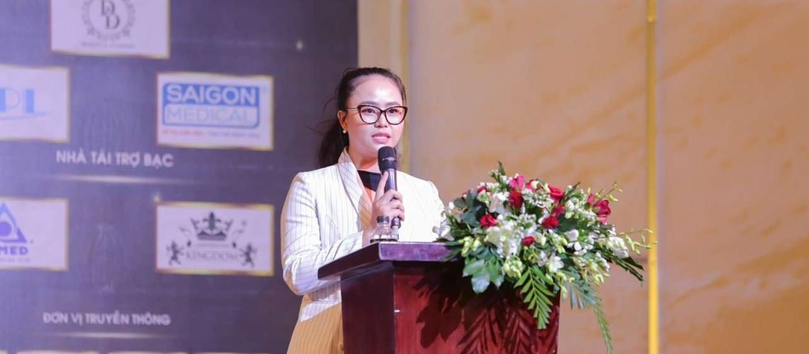 Bà Hoàng Thị Ánh